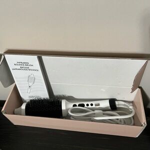 BondiBoost Infrared Thermal Bounce Hot Brush - New in Open Box